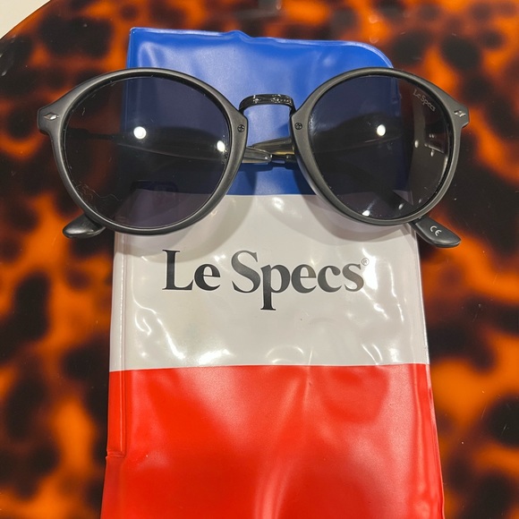 Le Specs Round “Alohaha” Sunglasses With Case - Picture 4 of 8